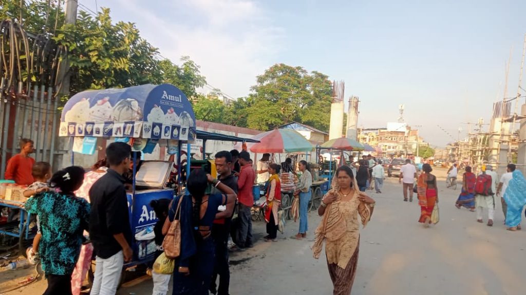 रानी भन्सार अगाडि भारतीय व्यापारीको अवैध कब्जा, प्रहरी मौन