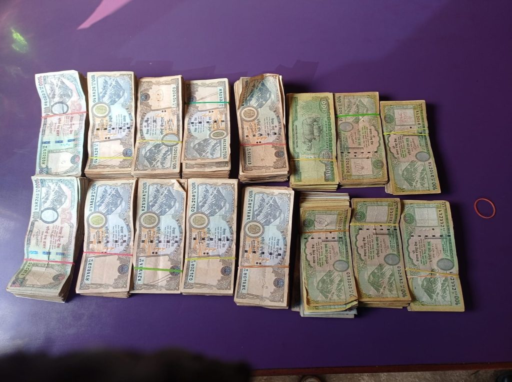 स्रोत नखुलेको अवैध रकमसहित १ जना विराटनगरबाट पक्राउ