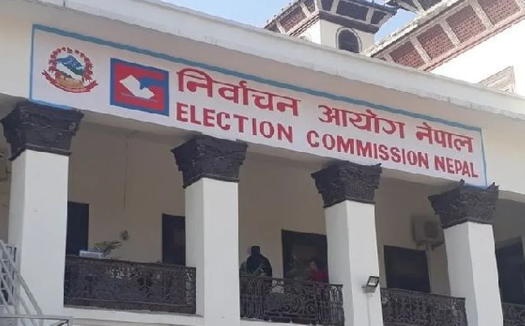 निर्वाचन नजिकिँदै जाँदा सुरक्षा चिन्ता बढ्दो  एकतिहाइ मतदानस्थल ‘अति संवेदनशील’, तीन लाख सुरक्षाकर्मी तयारीमा