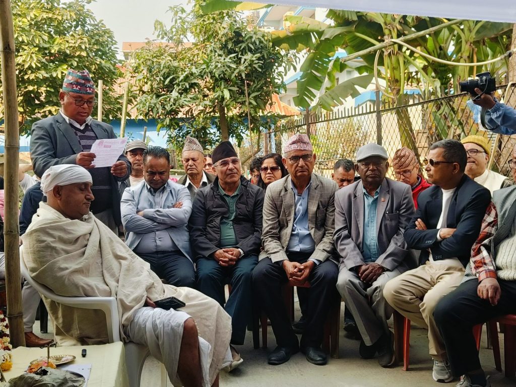 शोककै बीच विकासका सपना: एमाले उम्मेदवार विनोद ढकालले कोराबाटै सार्वजनिक गरे ३० बुँदे योजना