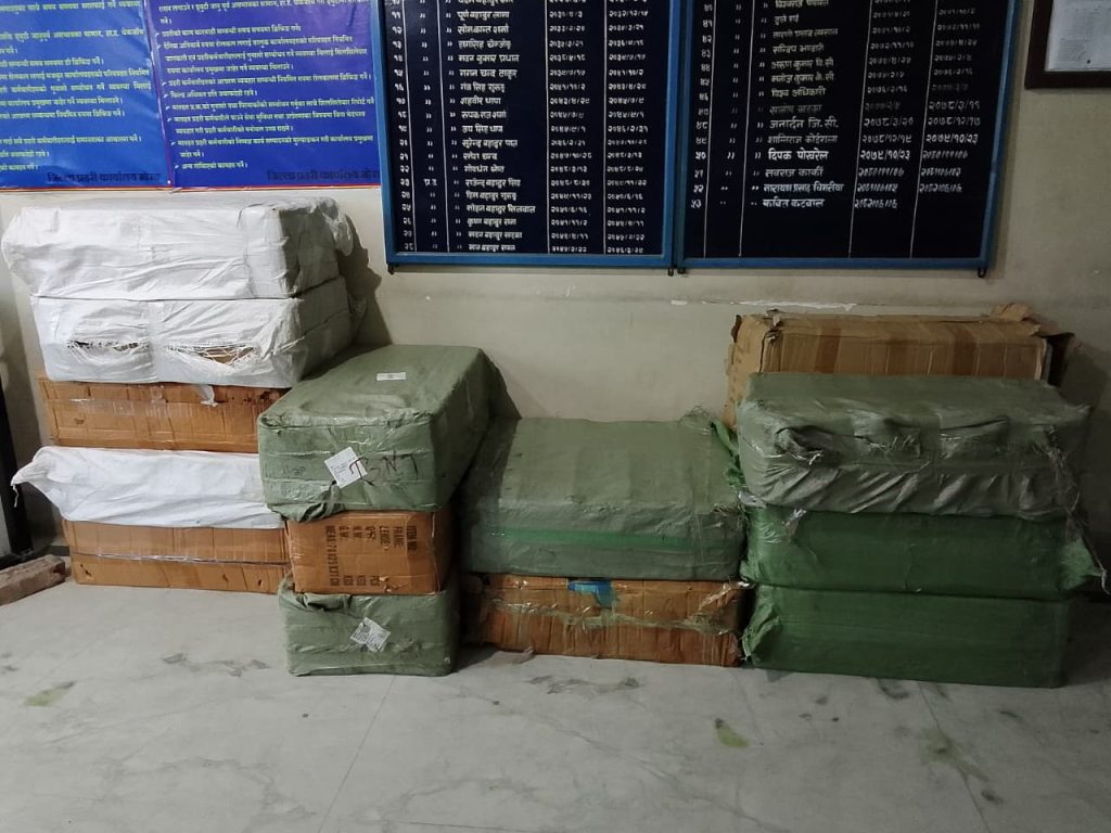 विराटनगरमा वेवारिसे अवस्थामा ५ हजारभन्दा बढी चश्मा बरामद