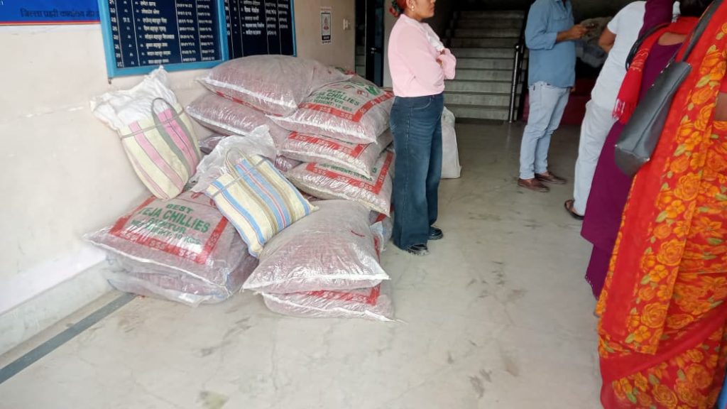 भन्सार छलीका खाद्यान्न सामग्री विराटनगरबाट बरामद