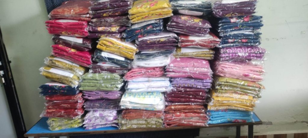 विराटनगरमा गोप्य सूचनाको आधारमा छापा: लाखौँको अवैध सामान फेला