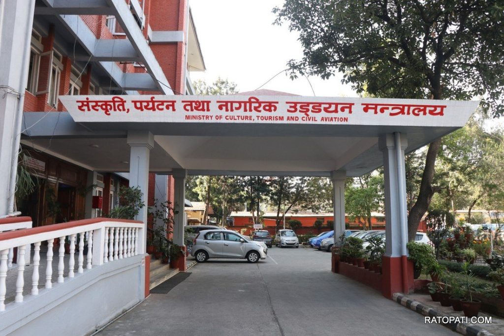 चौबिस घण्टाभित्र सबै विमानस्थलमा स्तनपानकक्ष व्यवस्था गर्न निर्देशन