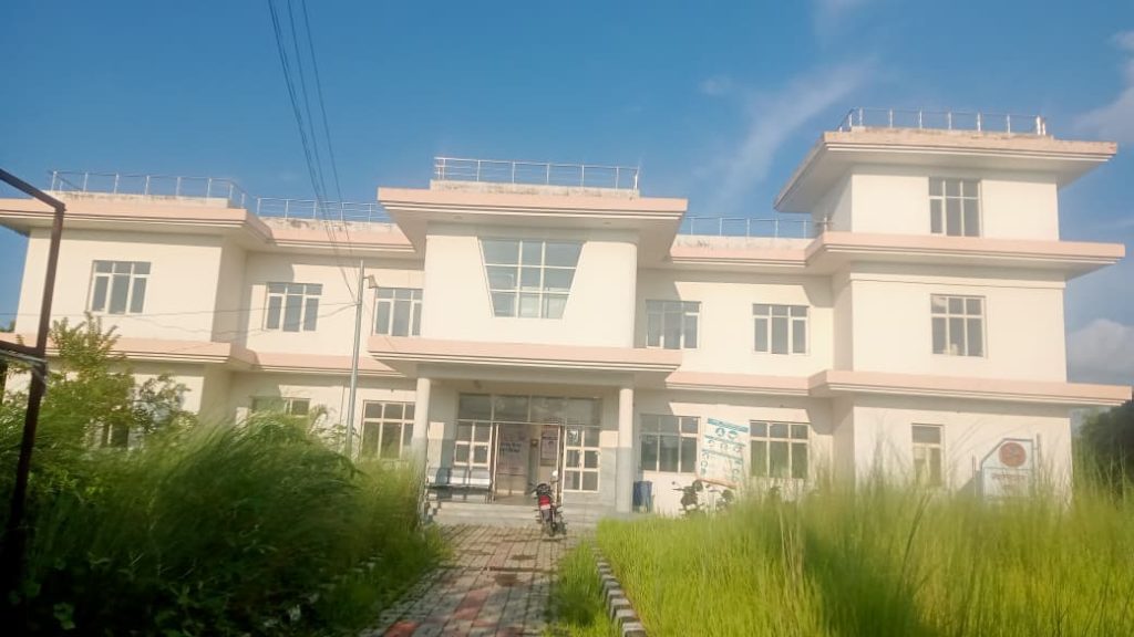 एक वर्षमा विराटनगरबाट ८ हजार ९४३ खाद्यवस्तुको विषादी परीक्षण, मापदण्ड नपुगेका वस्तु भन्सारमै रोकिए