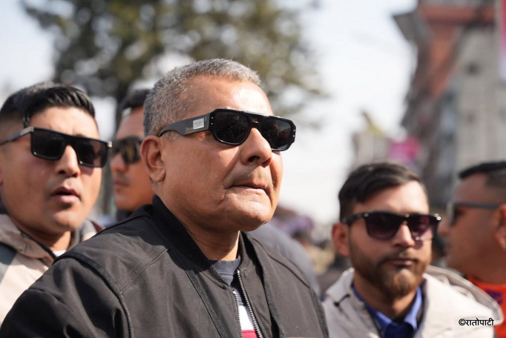 दुर्गा प्रसाईंको घरमा प्रहरी खानतलासी, ६ मोबाइलसहित सीसीटीभीको डीभीआर नियन्त्रणमा