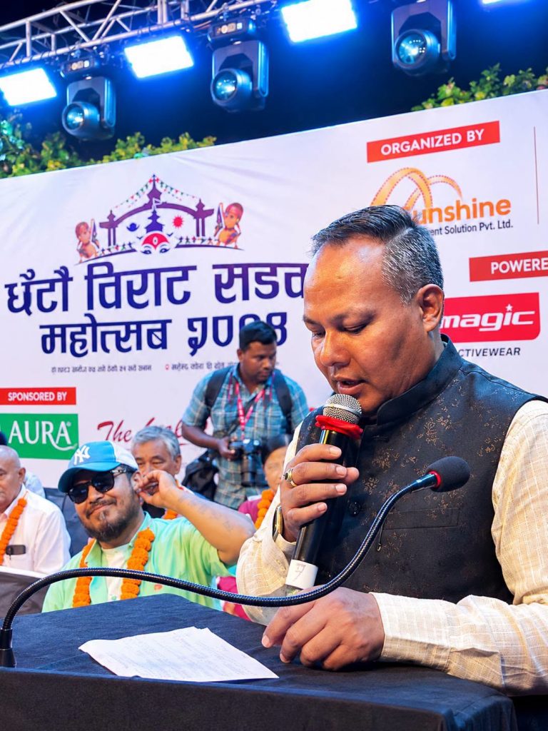 विराटनगरको मुटुमा सडक महोत्सव, व्यापारीलाई सास्ती र सर्वसाधारणलाई हैरानी